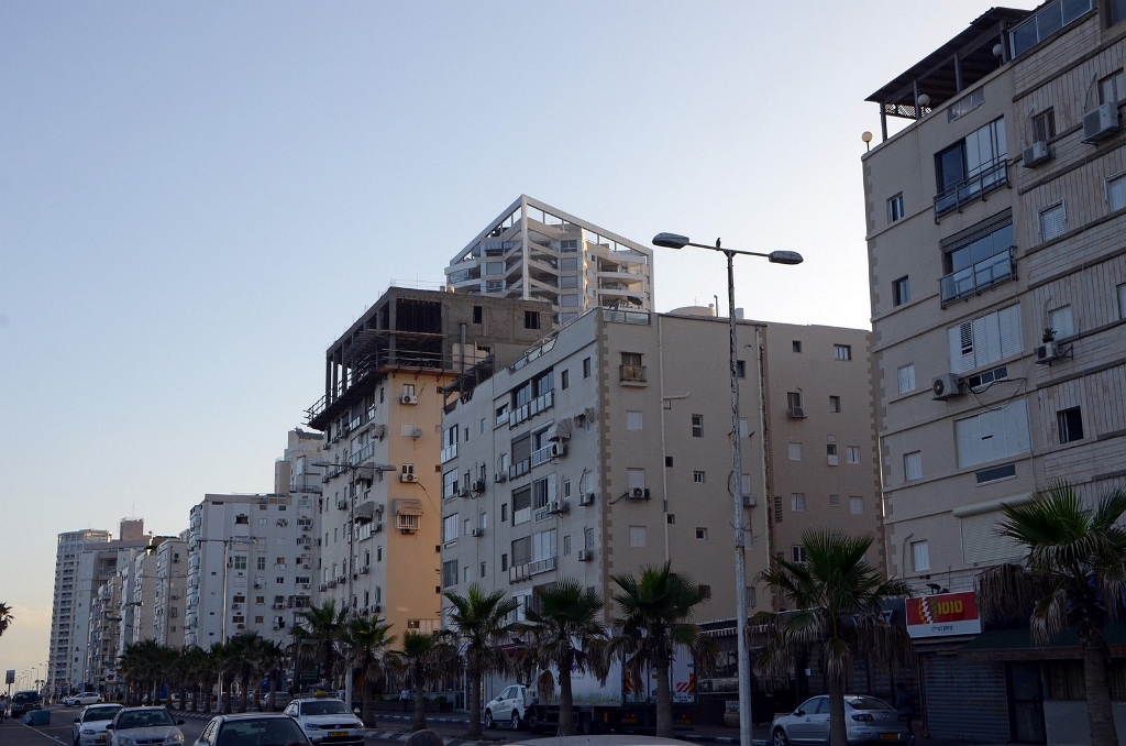 ISR005.JPG
